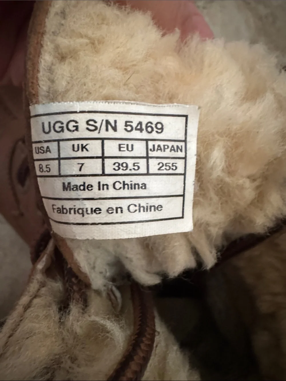 UGG some staining